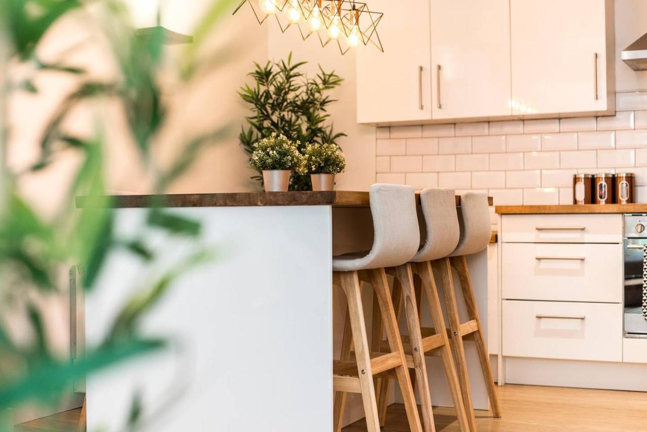 Host - Loft Apt In L1 - Walk Everywhere Liverpool